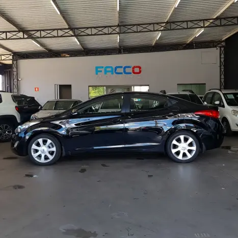 HYUNDAI Elantra 1.8 16V 4P, Foto 4