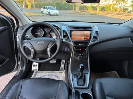 HYUNDAI Elantra 2.0 16V 4P FLEX GLS AUTOMTICO, Foto 17