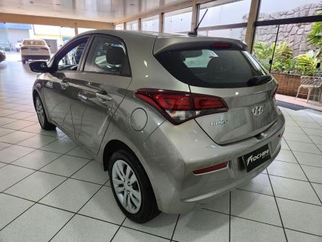 HYUNDAI HB 20 Hatch 1.6 16V 4P FLEX COMFORT PLUS AUTOMTICO, Foto 5