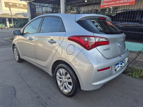 HYUNDAI HB 20 Hatch 1.6 16V 4P FLEX COMFORT PLUS, Foto 5