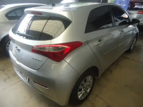 HYUNDAI HB 20 Hatch 1.6 16V 4P FLEX COMFORT PLUS, Foto 7