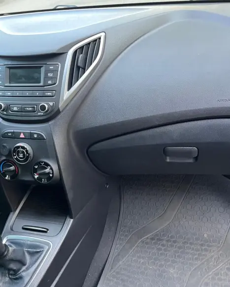 HYUNDAI HB 20 Hatch 1.0 12V 4P FLEX UNIQUE, Foto 10