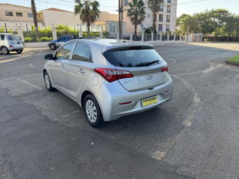 HYUNDAI HB 20 Hatch 1.6 16V 4P FLEX COMFORT PLUS, Foto 4
