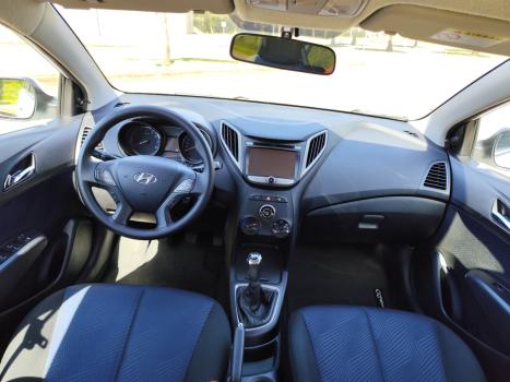 HYUNDAI HB 20 Hatch 1.6 16V 4P FLEX COMFORT PLUS, Foto 5