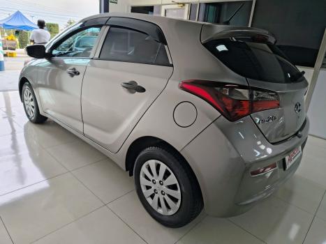 HYUNDAI HB 20 Hatch 1.0 12V 4P FLEX UNIQUE, Foto 8