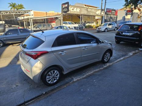 HYUNDAI HB 20 Hatch 1.6 16V 4P FLEX COMFORT PLUS, Foto 2
