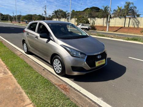 HYUNDAI HB 20 Hatch 1.0 12V 4P FLEX UNIQUE, Foto 2