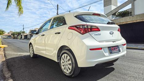 HYUNDAI HB 20 Hatch 1.0 12V 4P FLEX UNIQUE, Foto 5
