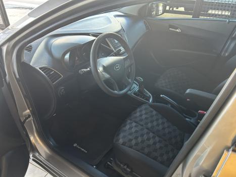 HYUNDAI HB 20 Hatch 1.6 16V 4P FLEX COMFORT PLUS AUTOMTICO, Foto 5