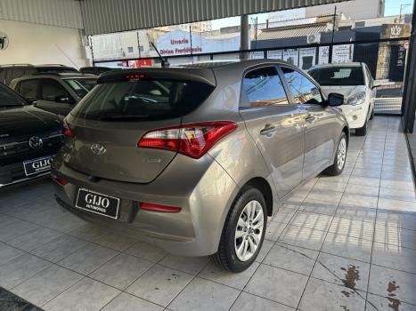 HYUNDAI HB 20 Hatch 1.6 16V 4P FLEX COMFORT PLUS AUTOMTICO, Foto 3