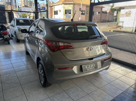 HYUNDAI HB 20 Hatch 1.6 16V 4P FLEX COMFORT PLUS AUTOMTICO, Foto 4