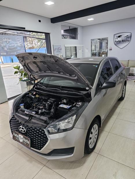 HYUNDAI HB 20 Hatch 1.0 12V 4P FLEX UNIQUE, Foto 10
