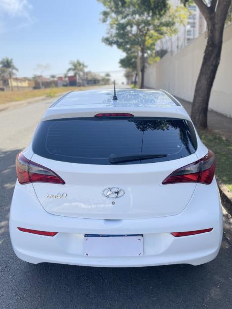 HYUNDAI HB 20 Hatch 1.0 12V 4P FLEX UNIQUE, Foto 2