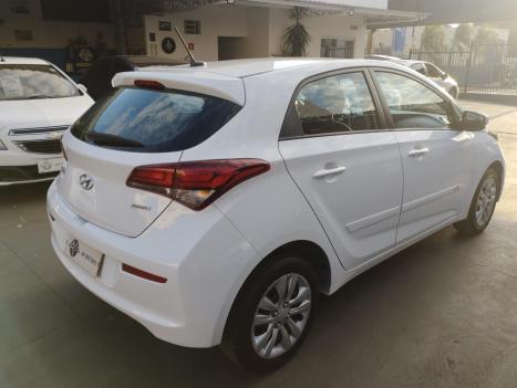 HYUNDAI HB 20 Hatch 1.6 16V 4P COMFORT FLEX 5 ANOS AUTOMTICO, Foto 6