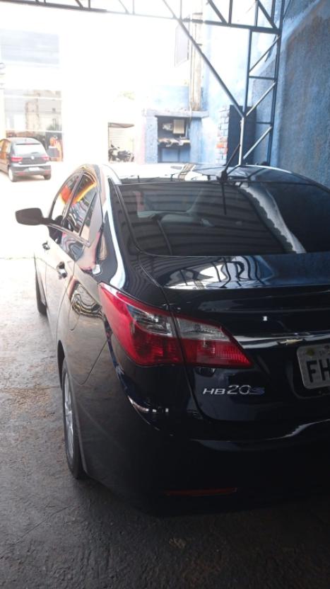 HYUNDAI HB 20 Sedan 1.0 12V 4P FLEX COMFORT COPA DO MUNDO, Foto 4