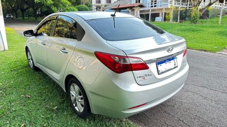 HYUNDAI HB 20 Sedan 1.6 16V 4P FLEX PREMIUM AUTOMTICO, Foto 4