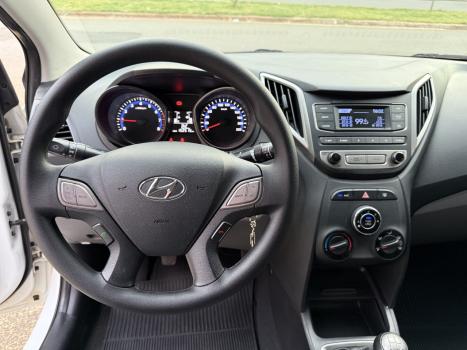 HYUNDAI HB 20 Sedan 1.0 12V 4P FLEX COMFORT PLUS, Foto 9