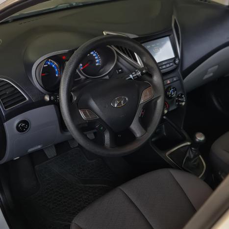 HYUNDAI HB 20 Sedan 1.0 12V 4P FLEX COMFORT PLUS, Foto 3