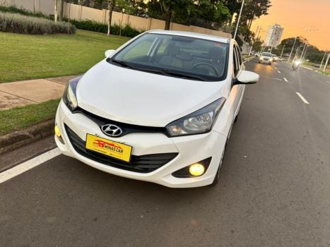 HYUNDAI HB 20 Sedan 1.6 16V 4P FLEX COMFORT PLUS, Foto 2