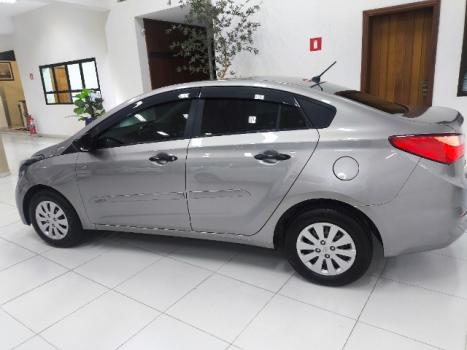HYUNDAI HB 20 Sedan 1.0 12V 4P FLEX UNIQUE, Foto 17