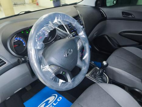 HYUNDAI HB 20 Sedan 1.0 12V 4P FLEX UNIQUE, Foto 18