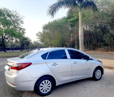 HYUNDAI HB 20 Sedan 1.0 12V 4P FLEX COMFORT PLUS, Foto 2