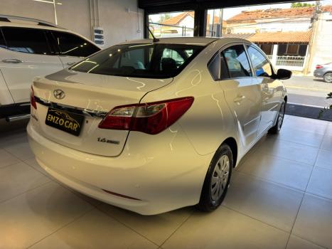 HYUNDAI HB 20 Sedan 1.6 16V 4P FLEX COMFORT PLUS, Foto 4