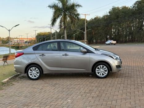 HYUNDAI HB 20 Sedan 1.0 12V 4P FLEX COMFORT PLUS, Foto 4