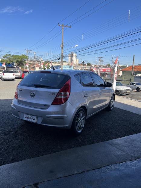 HYUNDAI I30 2.0 16V 4P, Foto 4