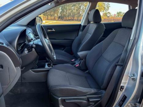 HYUNDAI I30 2.0 16V 4P GLS AUTOMTICO, Foto 10