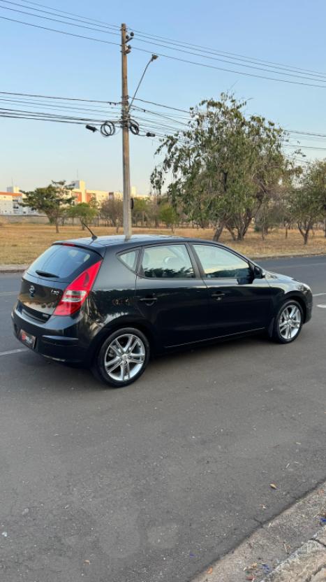 HYUNDAI I30 2.0 16V 4P AUTOMTICO, Foto 2
