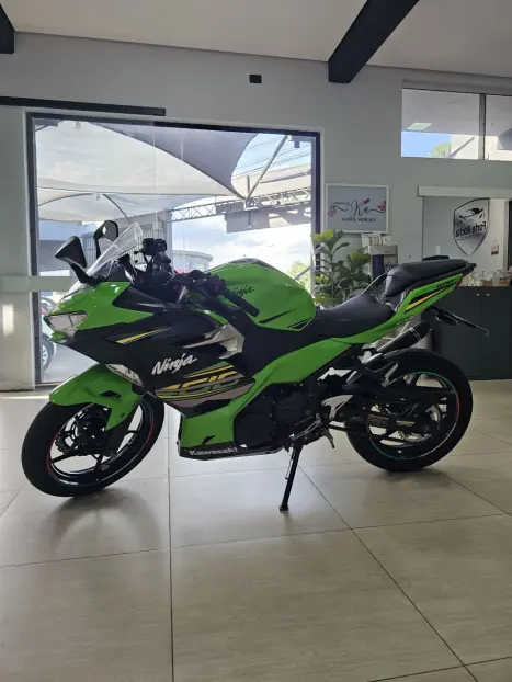 KAWASAKI Ninja 400 KTR EDITION, Foto 4