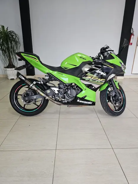KAWASAKI Ninja 400 KTR EDITION, Foto 6