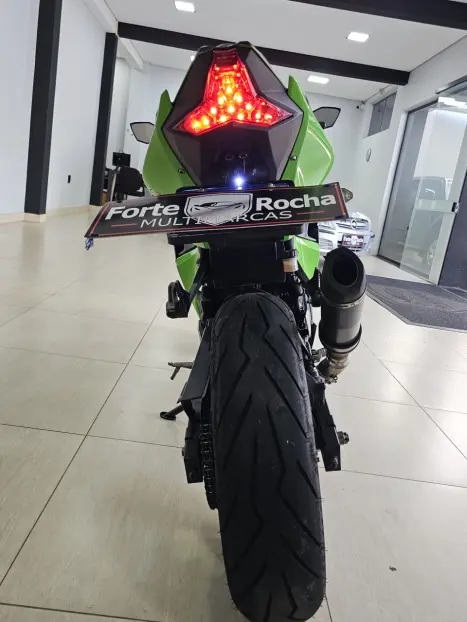 KAWASAKI Ninja 400 KTR EDITION, Foto 11