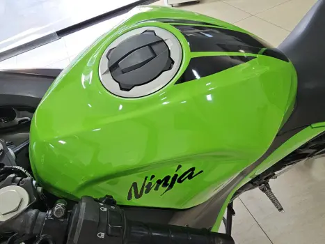 KAWASAKI Ninja 400 KTR EDITION, Foto 12