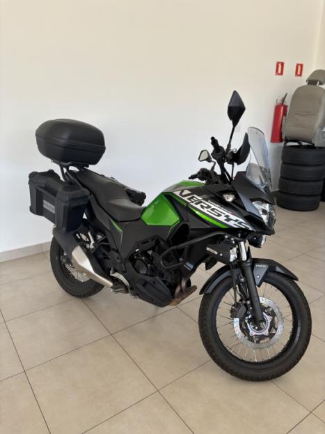 KAWASAKI Versys 300 TOURER, Foto 3