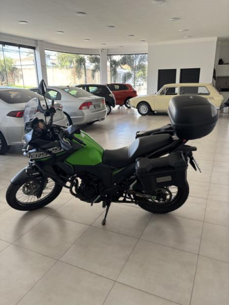 KAWASAKI Versys 300 TOURER, Foto 4