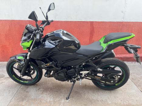 KAWASAKI Z 400 ABS, Foto 2