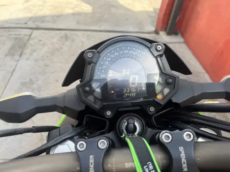 KAWASAKI Z 400 ABS, Foto 7