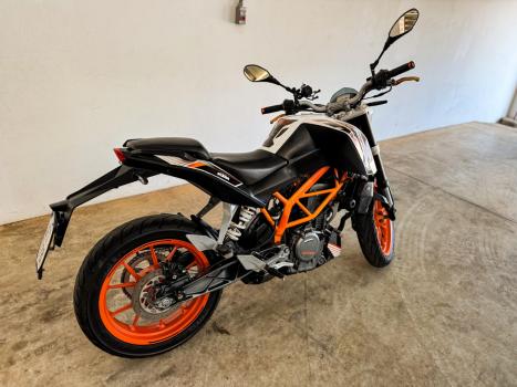 KTM 390 Duke , Foto 9