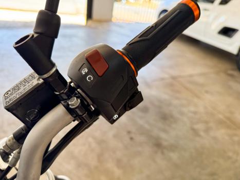 KTM 390 Duke , Foto 11