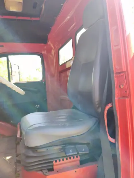 MERCEDES-BENZ 1113 CARROCERIA DE MADEIRA, Foto 8