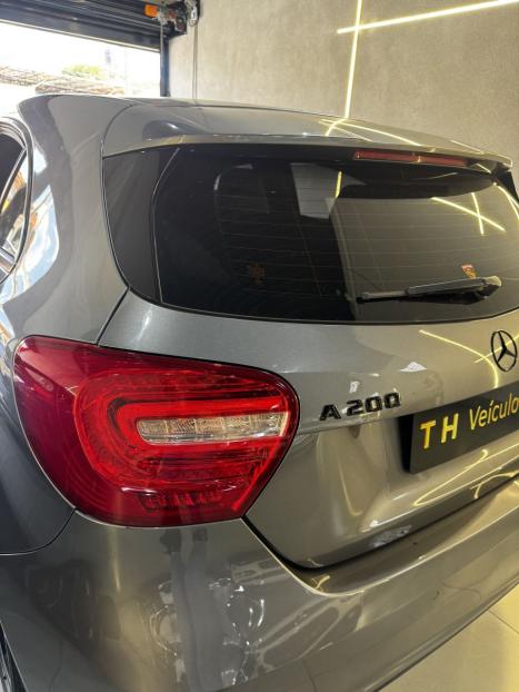 MERCEDES-BENZ A 200 1.6 16V 4P TURBO URBAN AUTOMTICO, Foto 11
