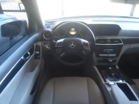 MERCEDES-BENZ C 180 1.6 16V 4P CGI EXCLUSIVE TURBO AUTOMTICO, Foto 6