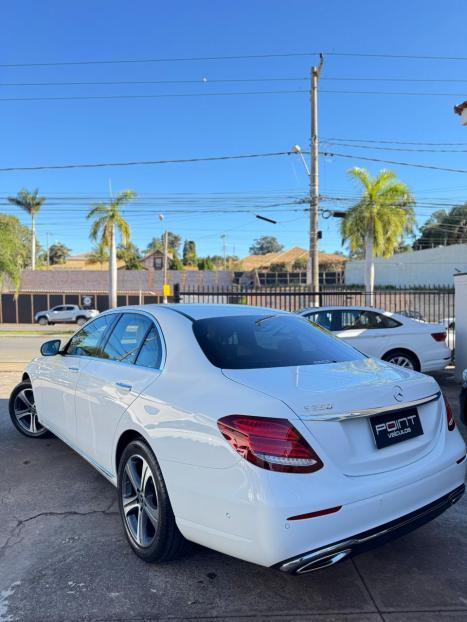MERCEDES-BENZ E 250 2.0 16V 4P AVANTGARDE TURBO AUTOMTICO, Foto 2