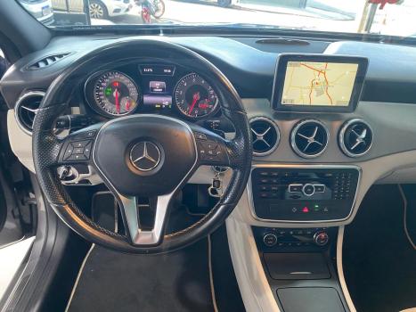 MERCEDES-BENZ GLA 200 1.6 16V 4P CGI VISION TURBO AUTOMTICO, Foto 14
