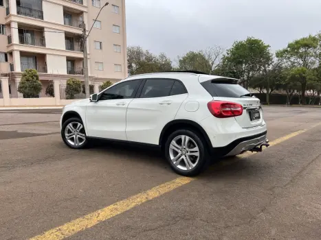 MERCEDES-BENZ GLA 250 2.0 16V 4P SPORT TURBO AUTOMTICO, Foto 3