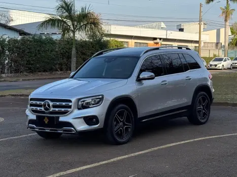MERCEDES-BENZ GLB 200 1.3 16V 4P CGI PROGRESSIVE TURBO 7G-TRONIC DCT AUTOMTICO, Foto 3