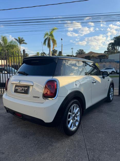 MINI Cooper 1.5 12V 4P NAVI TURBO AUTOMTICO, Foto 2