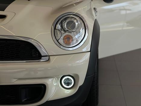 MINI Cooper 1.6 16V S TURBO, Foto 18